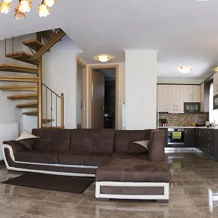 Holiday home Yut Holiday