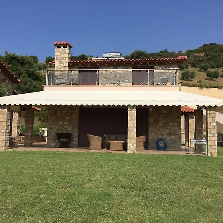 Yut Holiday * Nea Skioni